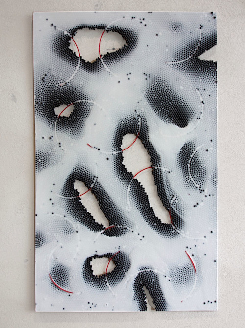 Jesse Greenberg, Pox with Veins, 2014. Resin, pigment, bbs, wire, 36 x 22 in, 91 x 56 cm