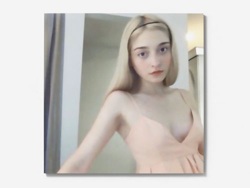 Amalia Ulman, Excellences & Perfections (Instagram Update 17th May 2014), 2014. C Print, dry mounted on aluminium, 49 x 49 in, 125 x 125 cm, Unique