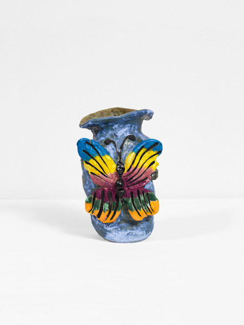 Alake Shilling, Dreams Do Come True, 2023. Ceramic, 7 x 5 x 5 in (18 x 13 x 13 cm)
