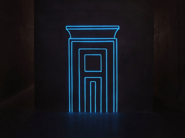 Light thread, nails, 72 x 45 x 41 in, 183 x 116 x 104 cm